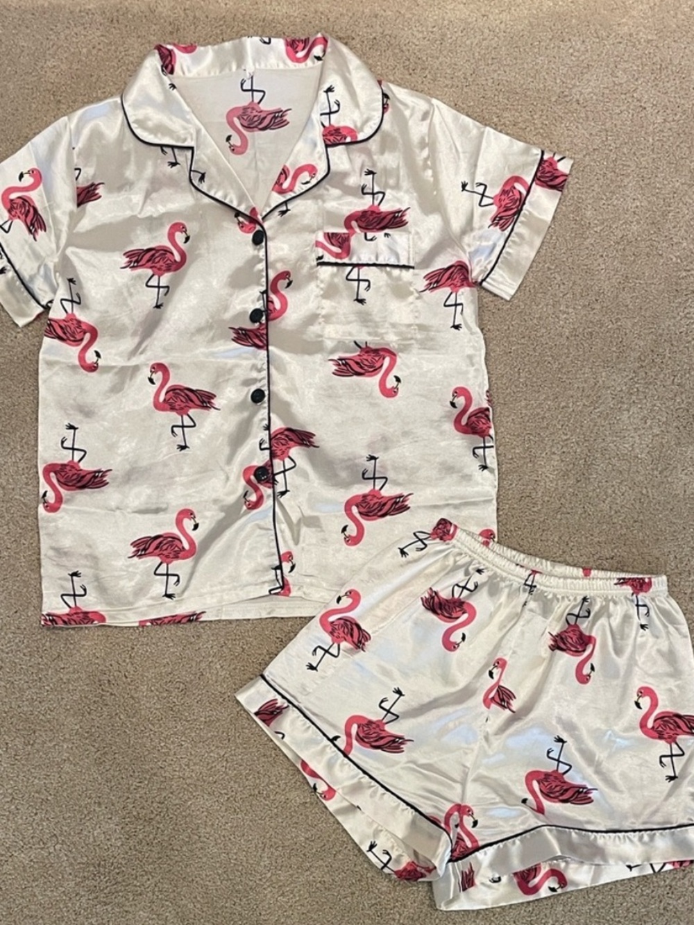 Satin 2-piece pink flamingo pajama set